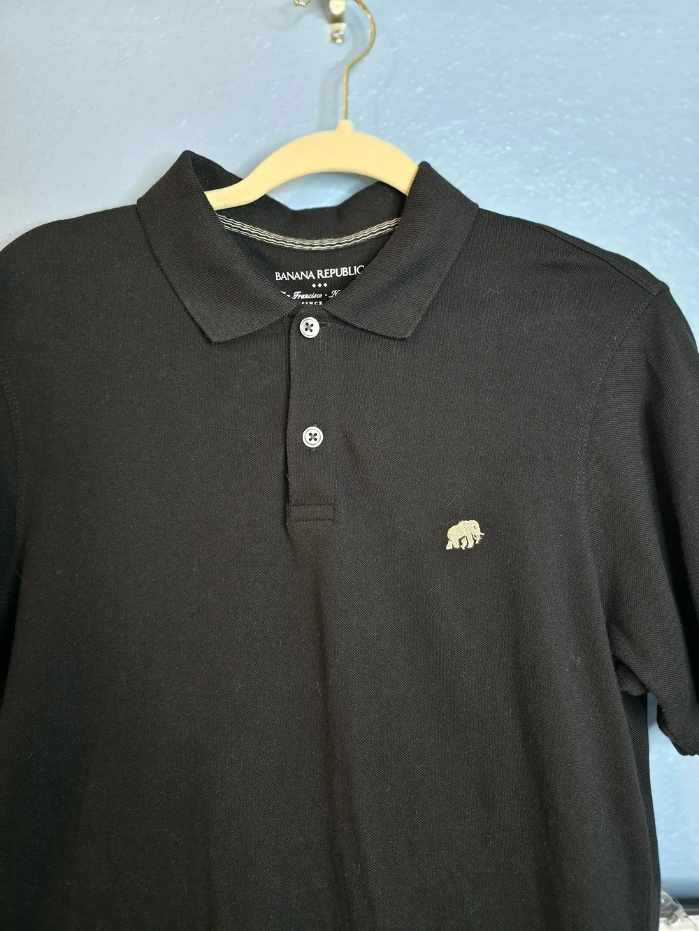 Banana Republic Black Short-Sleeve Polo with Embroidered Elephant Logo Sz M
